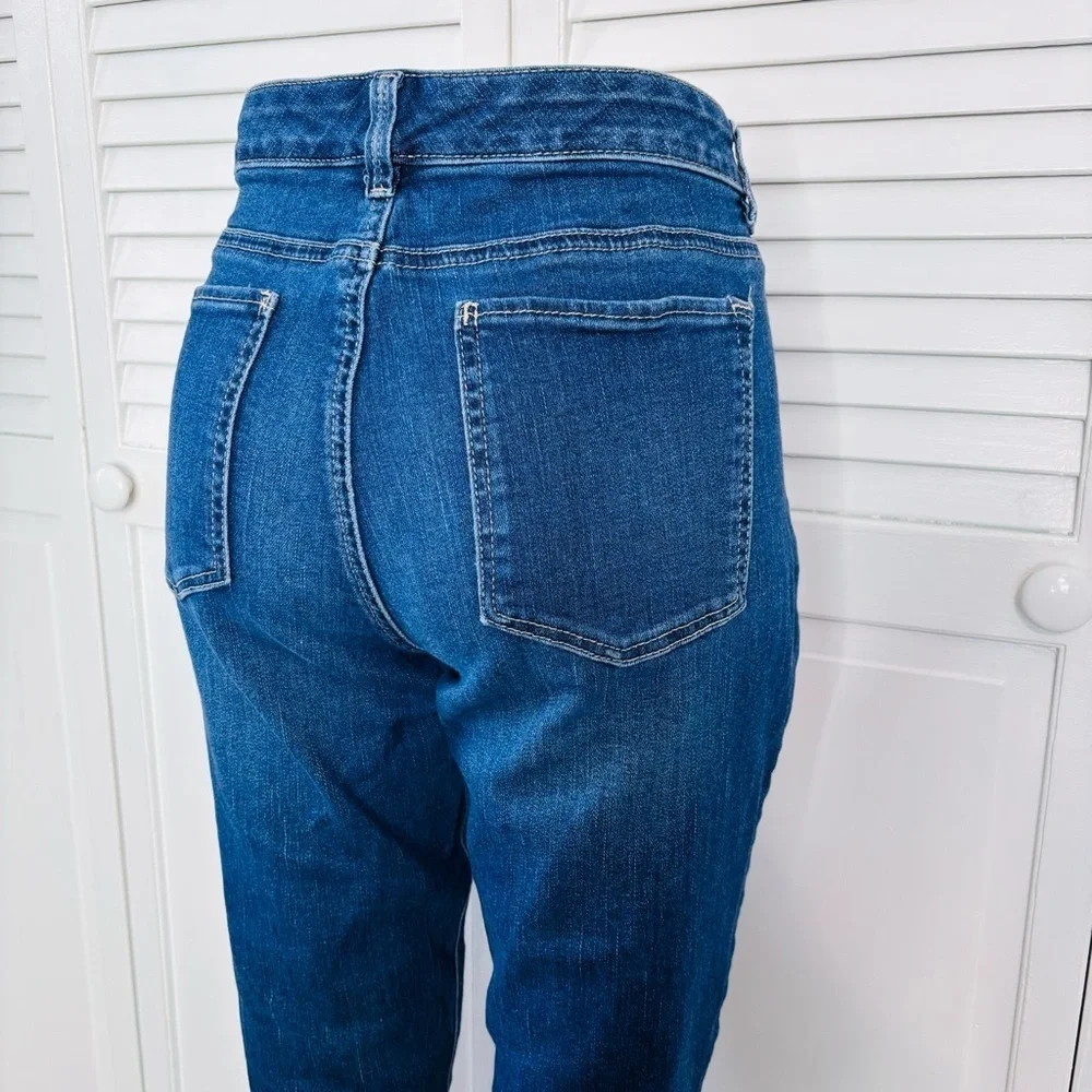 WHITE HOUSE BLACK MARKET Blue Skinny Leg Jeans Size 10R